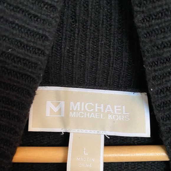 Michael Kors black turtle neck sweater size large - Picture 4 of 6